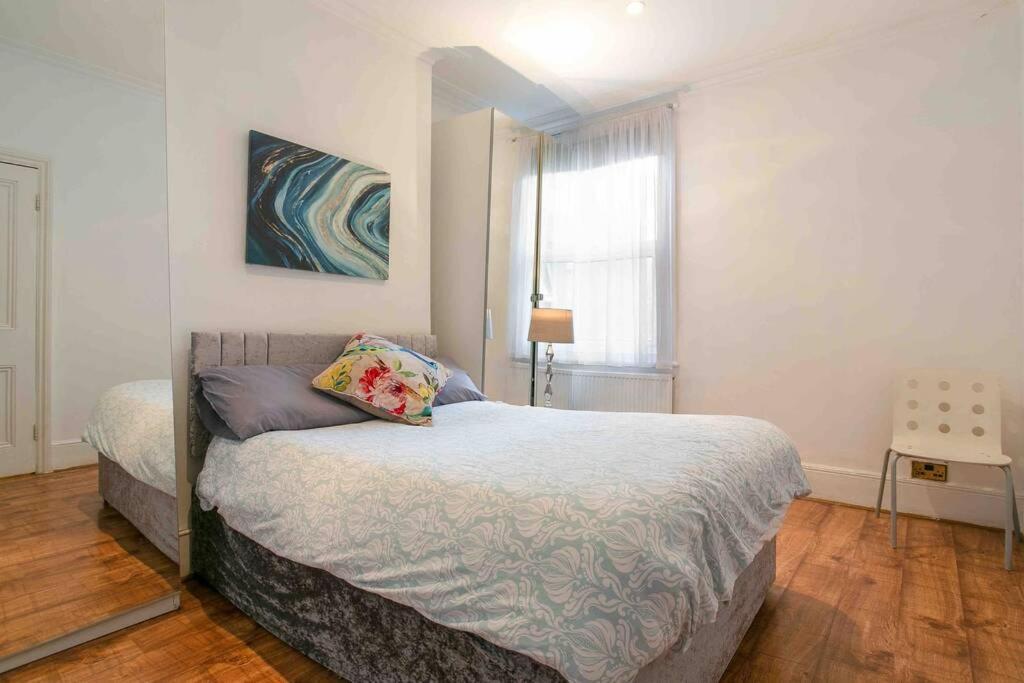 Large 3 Bedroom Modern Apartment Close To Central London Финчли Екстериор снимка