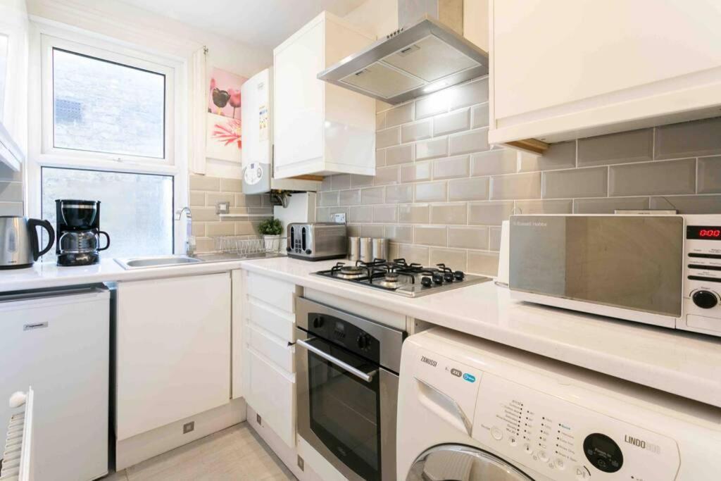 Large 3 Bedroom Modern Apartment Close To Central London Финчли Екстериор снимка