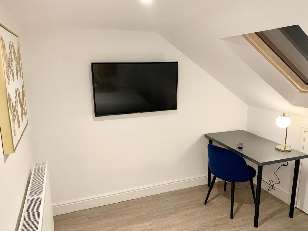 Large 3 Bedroom Modern Apartment Close To Central London Финчли Екстериор снимка
